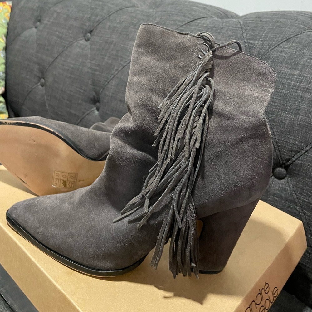 Grey Western Booties, Suede Dolce Vita 3.5 in., size 9.5 W US w/fringe,no zipper
